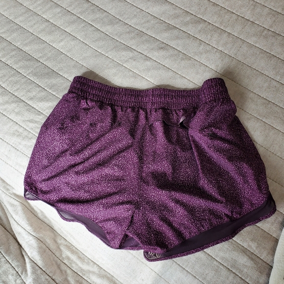 Athleta Mesh Racer Shorts - Picture 6 of 6